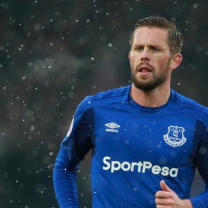 九游游戏中心官网-赛季“最值得期待的瞬间”：球迷投票揭晓最终冠军猜测，总决赛最有价值球员怎么评选